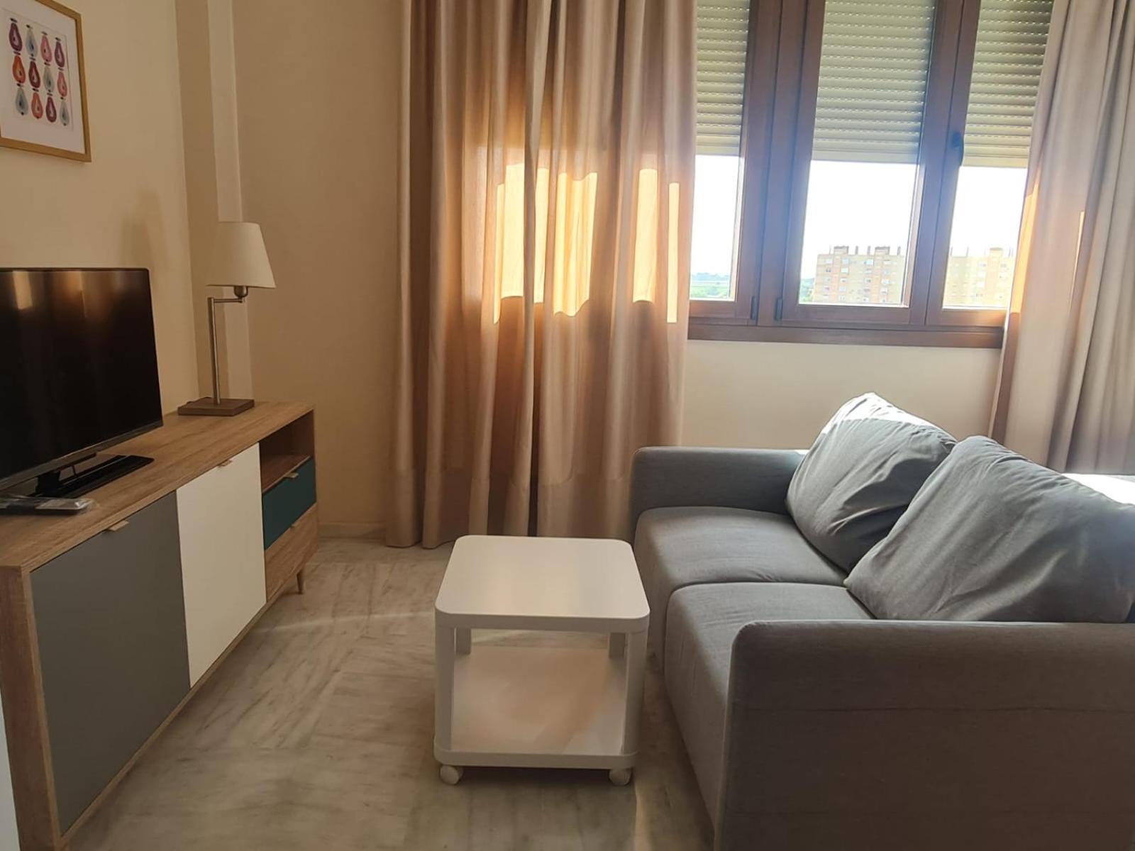 Ferienwohnung Lux Abril Sevilla Exterior foto