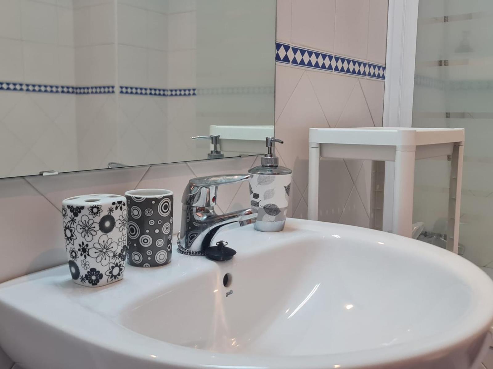 Ferienwohnung Lux Abril Sevilla Exterior foto